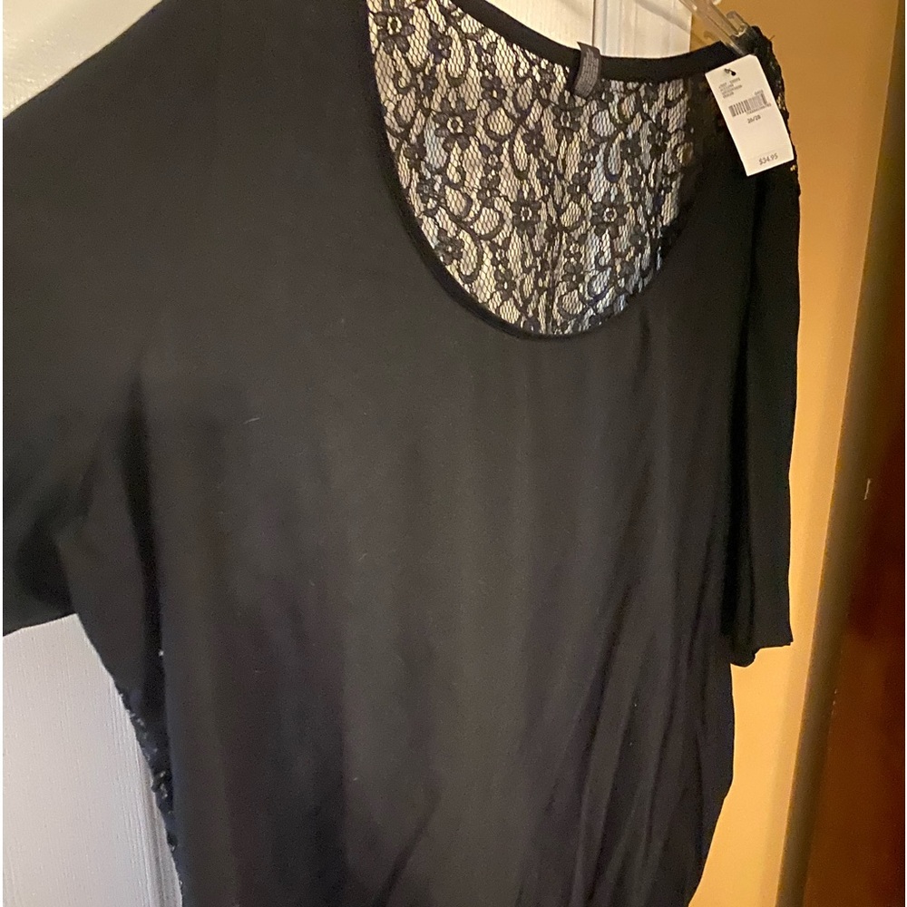 Short sleeved tshirt